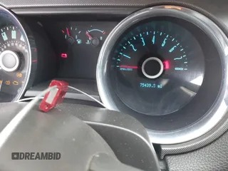 2014 Ford Mustang V6 с VIN 1ZVBP8EM9E5316695, выставлен на аукционе IAAI как лот 41778042 с пробегом 75 439 миль миль и . История ставок и продаж доступна на DreamBid. Изображение 7.