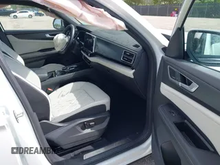 2024 Volkswagen Atlas SEL Premium R-Line с VIN 1V2FE2CA2RC229396, выставлен на аукционе IAAI как лот 42022827 с пробегом 8 691 миль миль и . История ставок и продаж доступна на DreamBid. Изображение 5.