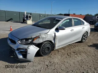 2020 Kia Forte LXS with VIN 3KPF24AD2LE182583, listed as a Copart auction lot 87935585 with 116,508 mi miles and Salvage Title. Bid and sale history available at carsss.com. Image 1.