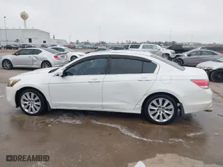 2009 Honda Accord Sdn EX-L with VIN 1HGCP36849A009445, listed as a IAAI auction lot 41537934 with 176,086 mi miles. Bid and sale history available at carsss.com. Image 15.