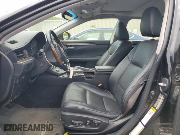 2016 Lexus ES 330 z VIN JTHBK1GG7G2228666, wystawiony jako Copart lot #56567695 z przebiegiem 132 320 mil mil oraz Szkoda całkowita • Salvage title. Historia ofert i sprzedaży dostępna na DreamBid. Obrazek 7.