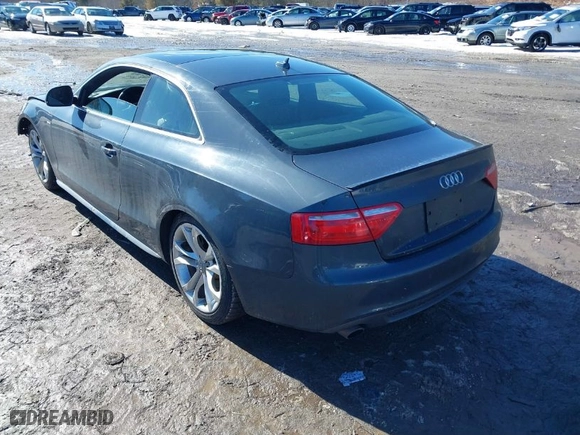 2009 Audi A5 with VIN WAUDK78T29A019706, listed as a IAAI auction lot 41697518 with 136,722 mi miles. Bid and sale history available at carsss.com. Image 3.