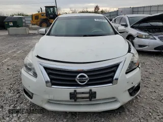 2015 Nissan Altima SL with VIN 1N4BL3AP1FC270736, listed as a Copart auction lot 81253054 with 125,981 mi miles and Salvage Title. Bid and sale history available at DreamBid. Image 5.