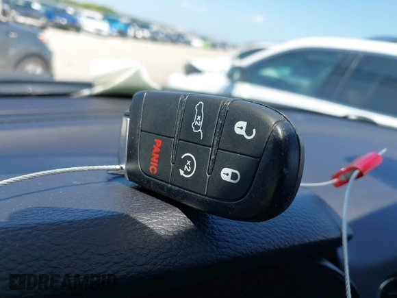 2018 Dodge Durango GT z VIN 1C4RDJDG1JC307041, wystawiony jako IAAI lot #42493940 z przebiegiem 115 871 mil mil oraz . Historia ofert i sprzedaży dostępna na DreamBid. Obrazek 11.