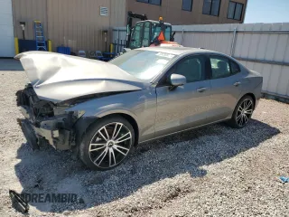 2020 Volvo S60 Momentum with VIN 7JR102FK6LG064744, listed as a Copart auction lot 51280685 with 39,416 mi miles and Clean Title. Bid and sale history available at carsss.com. Image 1.