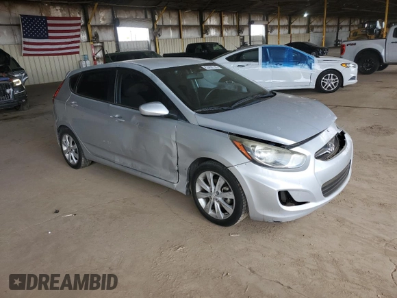 2012 Hyundai Accent SE with VIN KMHCU5AE7CU026029, listed as a Copart auction lot 53893745 with 200,233 mi miles and Salvage Title. Bid and sale history available at carsss.com. Image 4.
