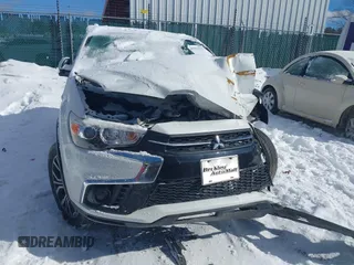 2019 Mitsubishi Outlander ES z VIN JA4AR3AU6KU026525, wystawiony jako IAAI lot #41261633 z przebiegiem 73 000 mil mil oraz . Historia ofert i sprzedaży dostępna na DreamBid. Obrazek 11.
