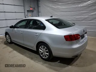 2013 Volkswagen Jetta SE с VIN 3VWDX7AJ4DM359557, выставлен на аукционе Copart как лот 52078505 с пробегом 146 339 миль миль и Списание • Salvage title. История ставок и продаж доступна на DreamBid. Изображение 2.