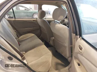 2001 Chevrolet Prizm z VIN 1Y1SK52811Z400984, wystawiony jako IAAI lot #42550019 z przebiegiem 226 246 mil mil oraz . Historia ofert i sprzedaży dostępna na DreamBid. Obrazek 8.