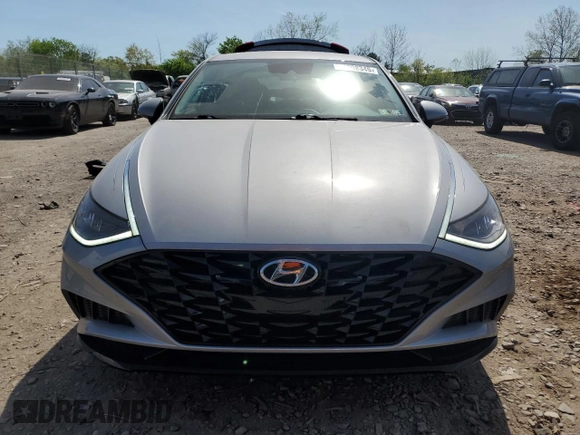 2023 Hyundai Sonata SEL z VIN KMHL64JA0PA269996, wystawiony jako Copart lot #54908345 z przebiegiem 15 634 mil mil oraz Szkody całkowita. Historia ofert i sprzedaży dostępna na DreamBid. Obrazek 5.
