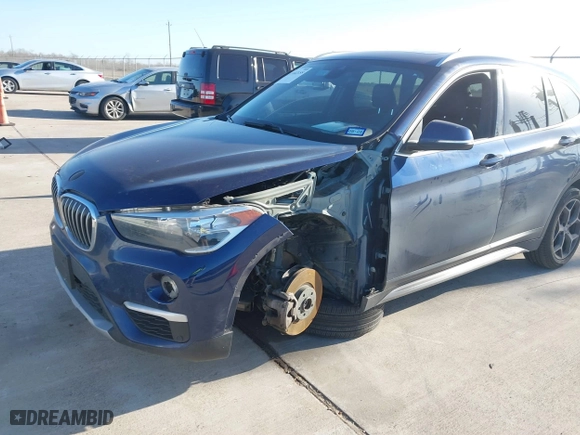 2019 BMW X1 sDrive28i with VIN WBXHU7C54K5L11298, listed as a IAAI auction lot 41662155 with 36,753 mi miles. Bid and sale history available at carsss.com. Image 6.