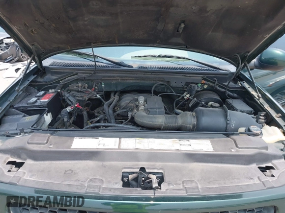 2001 Ford F-150 XL z VIN 1FTZX17201NA28384, wystawiony jako IAAI lot #39496964 z przebiegiem 65 695 mil mil oraz . Historia ofert i sprzedaży dostępna na DreamBid. Obrazek 10.