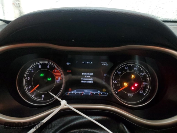 2017 Jeep Cherokee Limited with VIN 1C4PJMDS0HD214781, listed as a Copart auction lot 54001185 with 75,593 mi miles and Clean title. Bid and sale history available at DreamBid. Image 9.