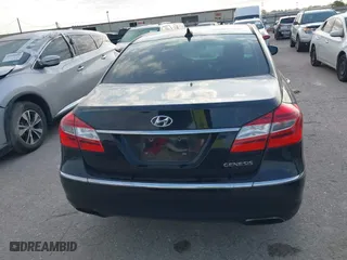 2014 Hyundai Genesis 3.8L with VIN KMHGC4DD7EU264631, listed as a IAAI auction lot 42033725 with 183,397 mi miles. Bid and sale history available at carsss.com. Image 16.