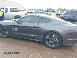 2018 Ford Mustang EcoBoost z VIN 1FA6P8TH2J5184485, wystawiony jako IAAI lot #41884810 z przebiegiem 74 999 mil mil oraz . Historia ofert i sprzedaży dostępna na DreamBid. Obrazek 14.