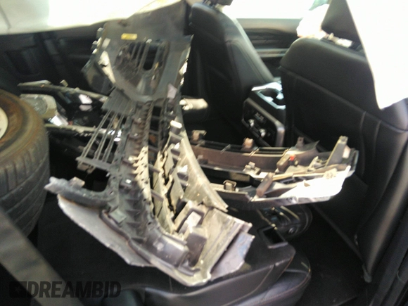 2020 Ford Expedition Platinum с VIN 1FMJU1MT5LEA64993, выставлен на аукционе IAAI как лот 42726637 с пробегом 74 778 миль миль и . История ставок и продаж доступна на DreamBid. Изображение 8.