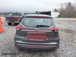 2024 Nissan Kicks S with VIN 3N1CP5BV9RL471730, listed as a IAAI auction lot 41519698 with 11,879 mi miles. Bid and sale history available at carsss.com. Image 17.