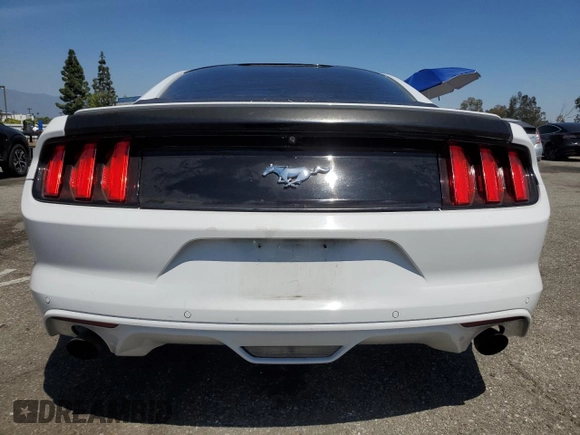 2016 Ford Mustang EcoBoost z VIN 1FA6P8TH3G5260840, wystawiony jako Copart lot #52876225 z przebiegiem 66 210 mil mil oraz Szkoda całkowita • Salvage title. Historia ofert i sprzedaży dostępna na DreamBid. Obrazek 6.