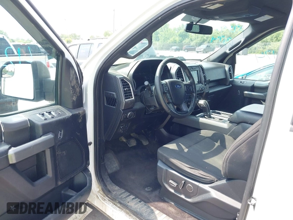 2017 Ford F-150 XL z VIN 1FTEW1EP1HFA72687, wystawiony jako IAAI lot #42483174 z przebiegiem 197 069 mil mil oraz . Historia ofert i sprzedaży dostępna na DreamBid. Obrazek 5.