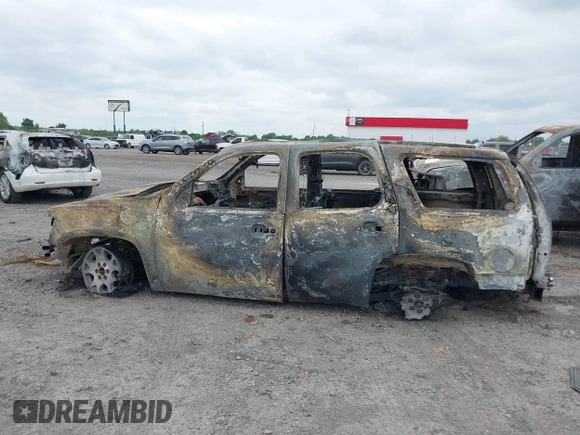 2013 Chevrolet Tahoe LT с VIN 1GNSKBE08DR335104, выставлен на аукционе IAAI как лот 42060922 с пробегом Не указан миль и . История ставок и продаж доступна на DreamBid. Изображение 14.