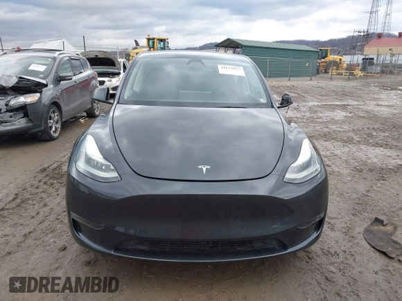 2024 Tesla Model Y Performance with VIN 7SAYGDEF7RF020203, listed as a IAAI auction lot 41639077 with 14,493 mi miles and . Bid and sale history available at DreamBid. Image 12.