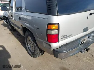 2004 Chevrolet Tahoe LT with VIN 1GNEC13Z24R307482, listed as a IAAI auction lot 41387538 with 322,339 mi miles. Bid and sale history available at carsss.com. Image 16.