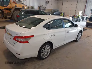 2014 Nissan Sentra SR with VIN 3N1AB7AP0EY272504, listed as a IAAI auction lot 42148118 with 85,044 mi miles and . Bid and sale history available at DreamBid. Image 4.