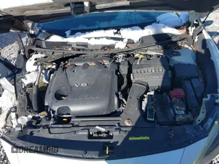 2017 Nissan Maxima SV with VIN 1N4AA6AP3HC400571, listed as a IAAI auction lot 41430131 with 152,510 mi miles and . Bid and sale history available at DreamBid. Image 10.