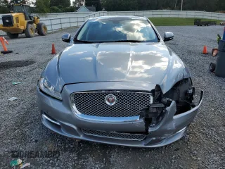2015 Jaguar XJ Portfolio with VIN SAJWJ2GD2F8V75238, listed as a Copart auction lot 73633984 with 102,545 mi miles and Salvage title. Bid and sale history available at DreamBid. Image 5.