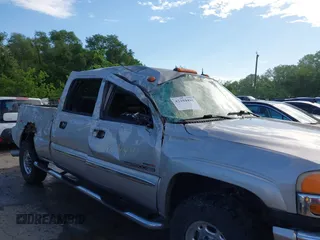 2004 GMC Sierra 2500HD with VIN 1GTHK23194F136501, listed as a IAAI auction lot 42204491 with 226,947 mi miles and . Bid and sale history available at DreamBid. Image 6.