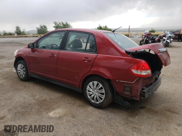 2011 Nissan Versa S z VIN 3N1BC1AP7BL463683, wystawiony jako Copart lot #57784065 z przebiegiem 110 937 mil mil oraz Szkoda całkowita • Salvage title. Historia ofert i sprzedaży dostępna na DreamBid. Obrazek 2.