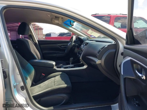 2015 Nissan Altima 2.5 S with VIN 1N4AL3AP0FC285126, listed as a IAAI auction lot 41629561 with 118,613 mi miles. Bid and sale history available at carsss.com. Image 5.