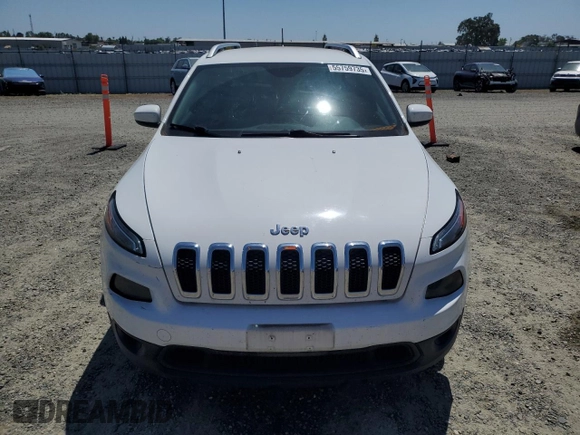2014 Jeep Cherokee Latitude with VIN 1C4PJLCS1EW322189, listed as a Copart auction lot 55759735 with 150,329 mi miles and Clean Title. Bid and sale history available at carsss.com. Image 5.