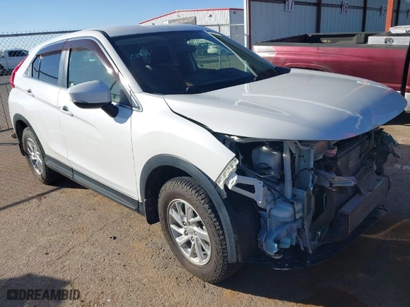 2018 Mitsubishi Eclipse Cross ES with VIN JA4AT3AA0JZ050876, listed as a IAAI auction lot 41407284 with 62,928 mi miles. Bid and sale history available at carsss.com. Image 1.