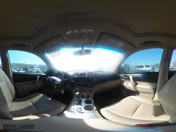 2013 Toyota Highlander with VIN 5TDBK3EH9DS253758, listed as a IAAI auction lot 41738523 with 162,083 mi miles. Bid and sale history available at carsss.com. Image 18.