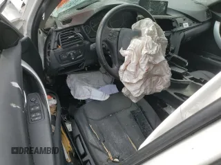 2012 BMW 3 Series 328i с VIN WBA3C1C51CF433150, выставлен на аукционе Copart как лот 52412865 с пробегом Не указан миль и Списание • Salvage title. История ставок и продаж доступна на DreamBid. Изображение 8.