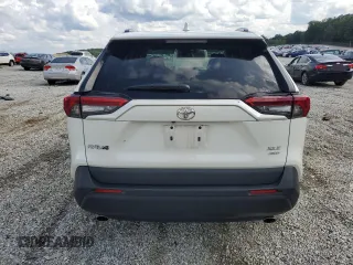 2021 Toyota RAV4 XLE Premium with VIN 2T3A1RFV6MW142184, listed as a Copart auction lot 60983715 with 31,814 mi miles and Salvage title. Bid and sale history available at DreamBid. Image 6.