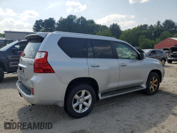2010 Lexus GX 460 z VIN JTJBM7FX4A5011627, wystawiony jako Copart lot #59955545 z przebiegiem 298 043 mil mil oraz Czysty tytuł • Clean title. Historia ofert i sprzedaży dostępna na DreamBid. Obrazek 3.