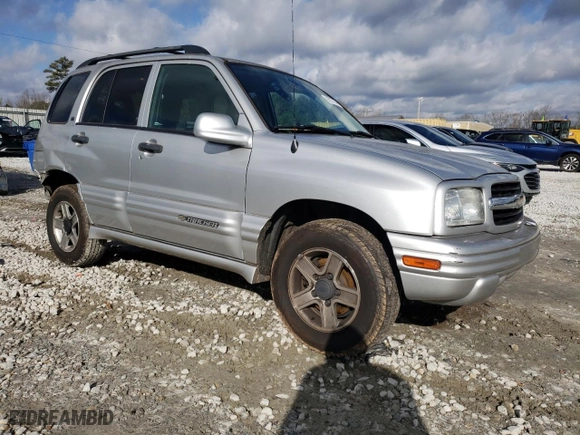 2004 Chevrolet Tracker LT with VIN 2CNBE634346901609, listed as a Copart auction lot 86977504 with NaN miles and Salvage Title. Bid and sale history available at carsss.com. Image 4.