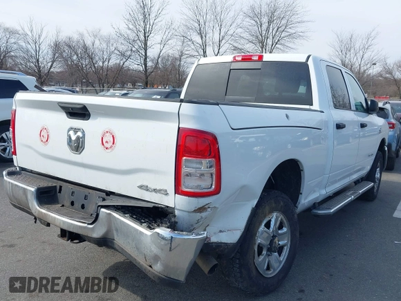 2022 Ram 2500 Tradesman with VIN 3C6UR5CL5NG222389, listed as a IAAI auction lot 38798981 with 62,755 mi miles. Bid and sale history available at carsss.com. Image 4.