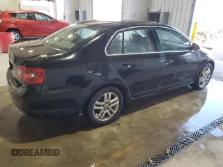 2005 Volkswagen Jetta with VIN 3VWST71KX5M634698, listed as a Copart auction lot 74568524 with 352,048 mi miles and Salvage title. Bid and sale history available at DreamBid. Image 3.