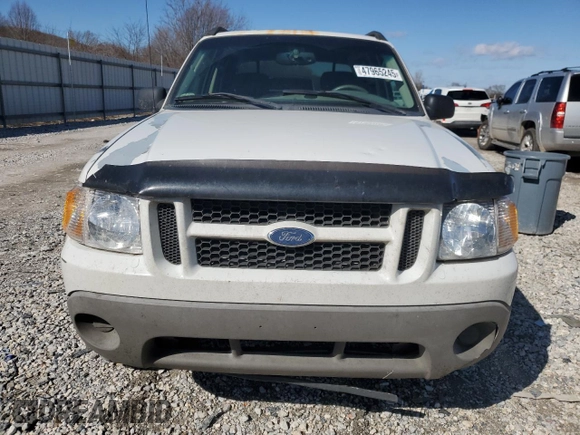 2003 Ford Explorer Sport Trac XLS z VIN 1FMZU77E73UC31976, wystawiony jako Copart lot #47965245 z przebiegiem 247 237 mil mil oraz Szkody całkowita. Historia ofert i sprzedaży dostępna na DreamBid. Obrazek 5.