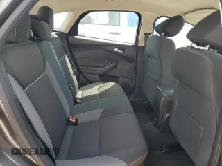 2014 Ford Focus SE z VIN 1FADP3K21EL424134, wystawiony jako Copart lot #56692545 z przebiegiem 46 342 mil mil oraz Szkoda całkowita • Salvage title. Historia ofert i sprzedaży dostępna na DreamBid. Obrazek 10.