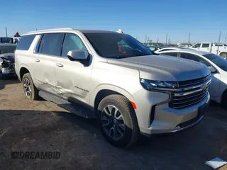 2023 Chevrolet Suburban LT z VIN 1GNSCCKD2PR522272, wystawiony jako IAAI lot #41518022 z przebiegiem 21 283 mil mil oraz . Historia ofert i sprzedaży dostępna na DreamBid. Obrazek 1.