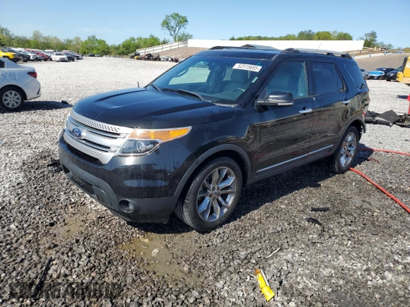 2014 Ford Explorer XLT with VIN 1FM5K7D80EGB33070, listed as a Copart auction lot 52515685 with 163,224 mi miles and Salvage Title. Bid and sale history available at carsss.com. Image 1.
