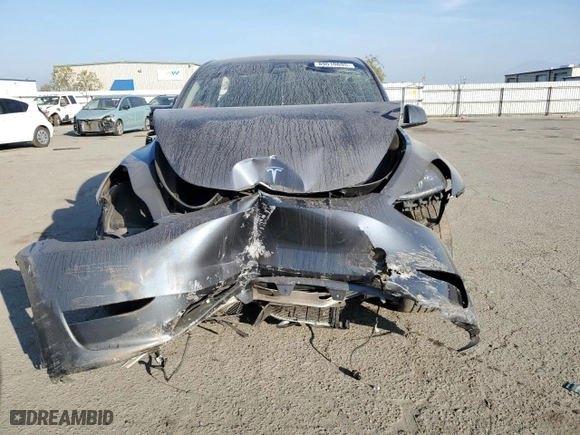 2023 Tesla Model Y Long Range with VIN 7SAYGDEE8PF855764, listed as a Copart auction lot 89010695 with 0 mi miles and Salvage Title. Bid and sale history available at carsss.com. Image 5.
