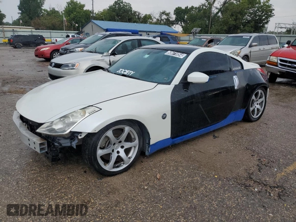 2008 Nissan 350Z Touring z VIN JN1BZ34D88M703866, wystawiony jako Copart lot #68671054 z przebiegiem 145 215 mil mil oraz Szkoda całkowita • Salvage title. Historia ofert i sprzedaży dostępna na DreamBid. Obrazek 1.