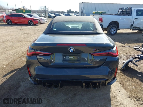 2022 BMW M4 Competition xDrive with VIN WBS33BA00NCJ63924, listed as a IAAI auction lot 41549620 with 9,046 mi miles. Bid and sale history available at carsss.com. Image 17.