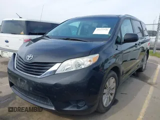 2012 Toyota Sienna LE with VIN 5TDJK3DC0CS037989, listed as a IAAI auction lot 41622546 with 165,363 mi miles. Bid and sale history available at carsss.com. Image 19.