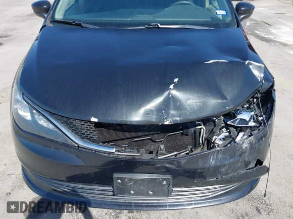 2017 Chrysler Pacifica Touring with VIN 2C4RC1DG6HR501164, listed as a IAAI auction lot 41863304 with 87,705 mi miles and . Bid and sale history available at DreamBid. Image 20.